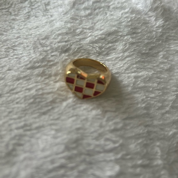 En Route Checkered Heart Ring - Picture 3 of 3